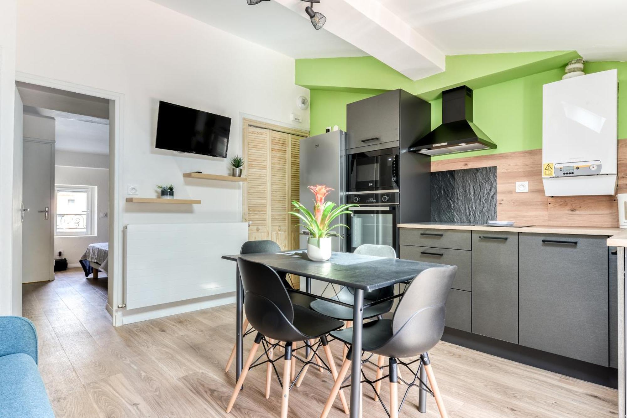 Cote Palais 2-Climatise-Netflix-Fibre Apartment Carcassonne Exterior photo